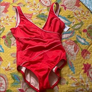 MIRACLESUIT NEW WITH TAGS SIZE 12 RED/WHTE